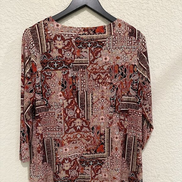 Chicos Women's Crew Neck Floral Multicolor Top Size 1 - Picture 2 of 5